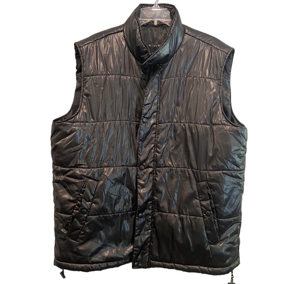 J Ferrar Mens black puffer vest. Very good condition. Extra Large - Picture 1 of 8